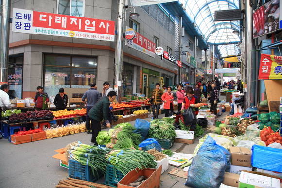 단양구경시장의 오일장 풍경