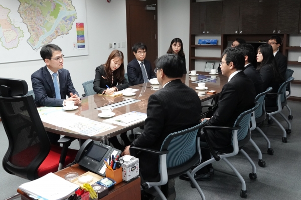 16일 한-일 교육행정교류 일본대표단이 세종시교육청의 유아교육과 스마트교육 등 주요정책을 견학하기 위해 방문했다.