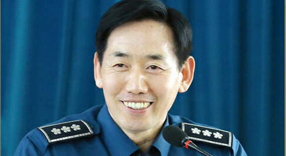 정용선 전 충남경찰청장이 자유한국당 충남지사 후보로 출마한다.