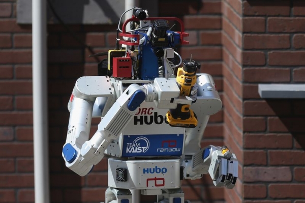 카이스트가 개발한 인공지능 로봇.