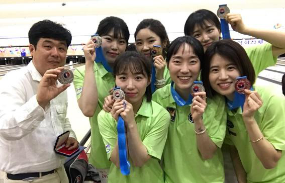 대전시청 볼링팀이 전국대회에서 종합 준우승을 차지했다.