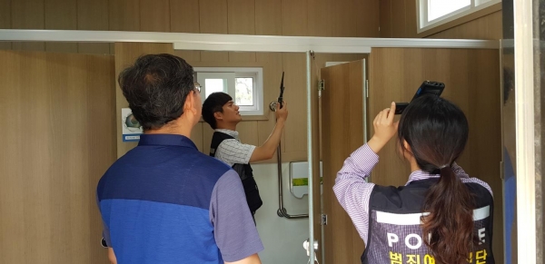 홍성군과 홍성경찰서가 지난 5월 29일부터 6월 25일까지 지역 내 공중화실 집중단속 결과 몰래카메라가 발견되지 않았다고 밝혔다.