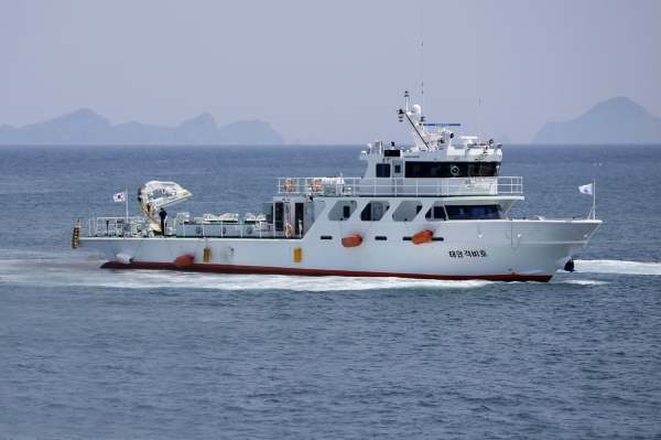 지난 12일 첫 항해에 나선 태안군 어업지도선 '태안격비호'충남 최서단 격렬비열도 일원의 불법조업 및 수난구조 등의 임무를 띄고 서해 바다의 파수꾼 역할에 나섰다