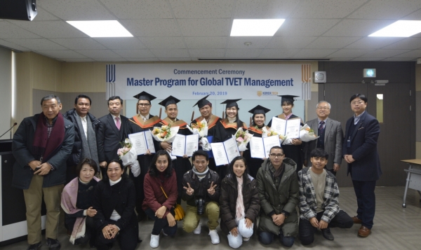 코리아텍은 20일 아세안 국가 직업교육 전문가 양성을 위해 지난해 개설한 1기 ‘Global TVET Management 석사과정’ 학위수여식을 개최했다.