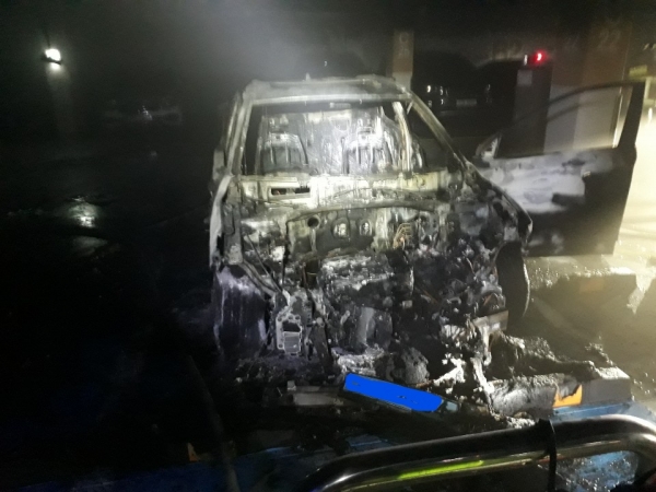 13일 오전 4시 23분께 세종시 고운동 한 아파트 지하 2층 주차장에서 충전중이던 전기 자동차 코나에 불이 났다.