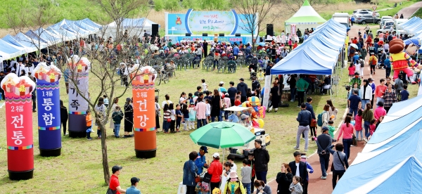 지난 4월 개최한 제3회 오량, 오복주머니 마을축제 장면