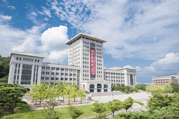 선문대학교가 오는 17일 선문대 아산캠퍼스 국제회의실에서 ‘2019년 충청권 산학연협력 활성화 포럼’을 개최한다.