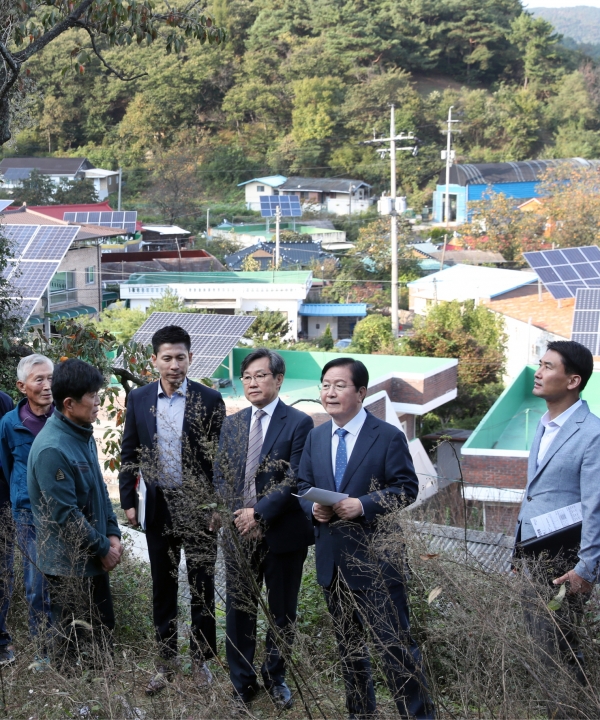 장종태 서구청장은 지난 15일 민선7기 공약사항 중 하나인 기성권역 에너지자립마을 증촌꽃마을 골목길 투어에 나섰다