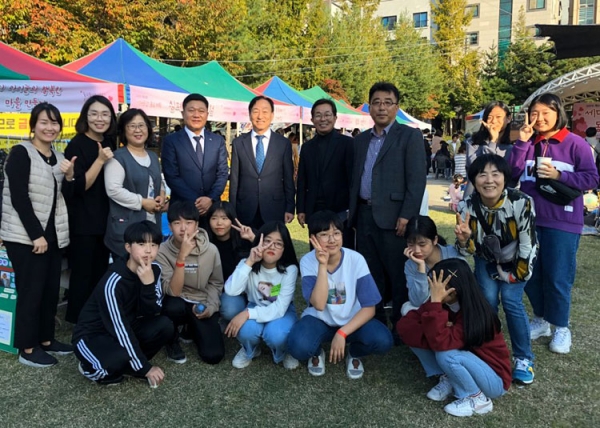 대전 동구 교육복지 꿈나무네트워크가 행복한 마을만들기 행사를 가졌다.