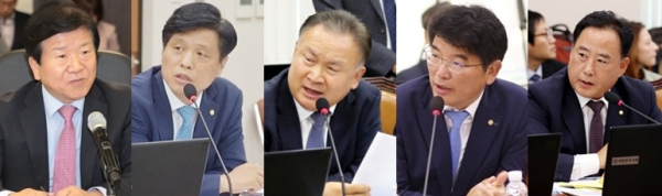 왼쪽부터 박병석, 조승래, 이상민, 박완주, 어기구 더불어민주당 의원.