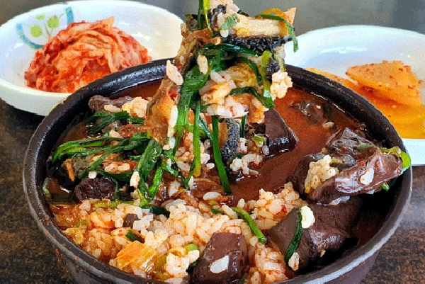 신미식당의 선지국밥