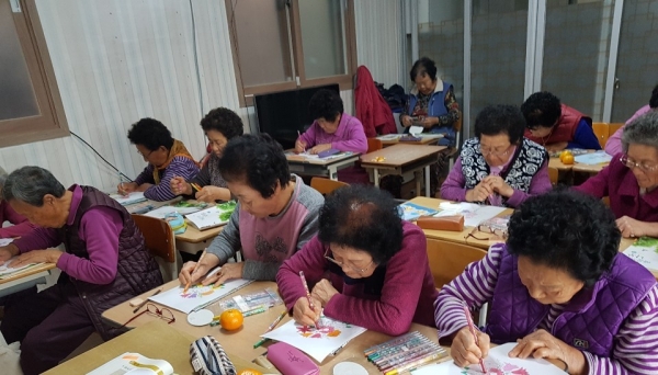 사진=찾아가는 마을한글학교 수업 모습(당진시청)