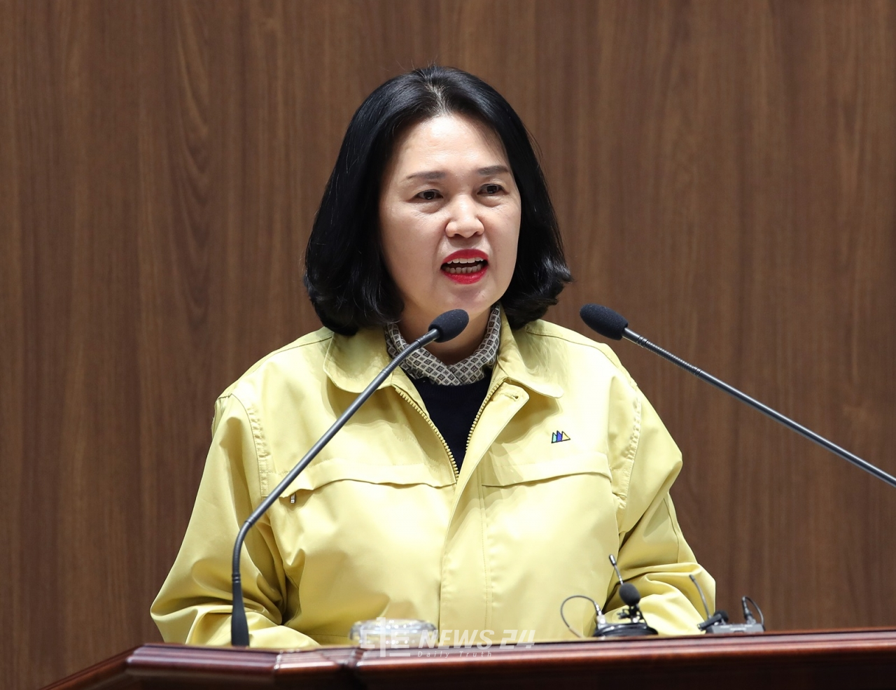 김은나 충남도의회 의원이 11일 317회 임시회 본회의서 5분 발언을 하고 있다.