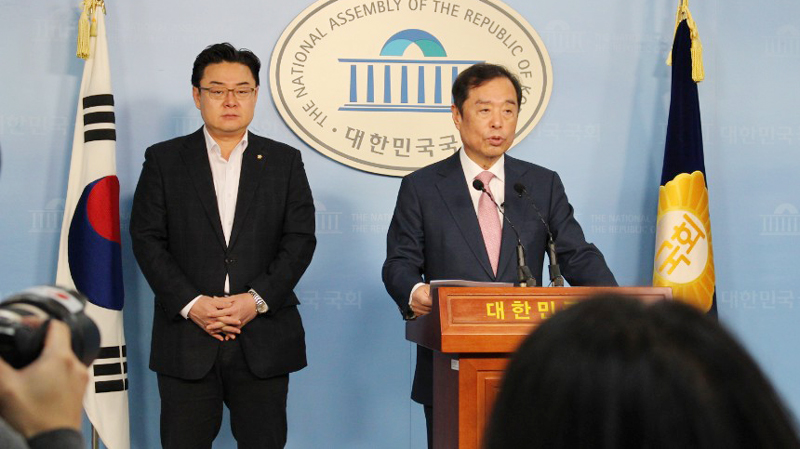 김병준 전 자유한국당 비상대책위원장이 11일 국회 정론관에서 기자회견을 갖고 미래통합당 세종시을 선거구 총선 출마를 선언했다.