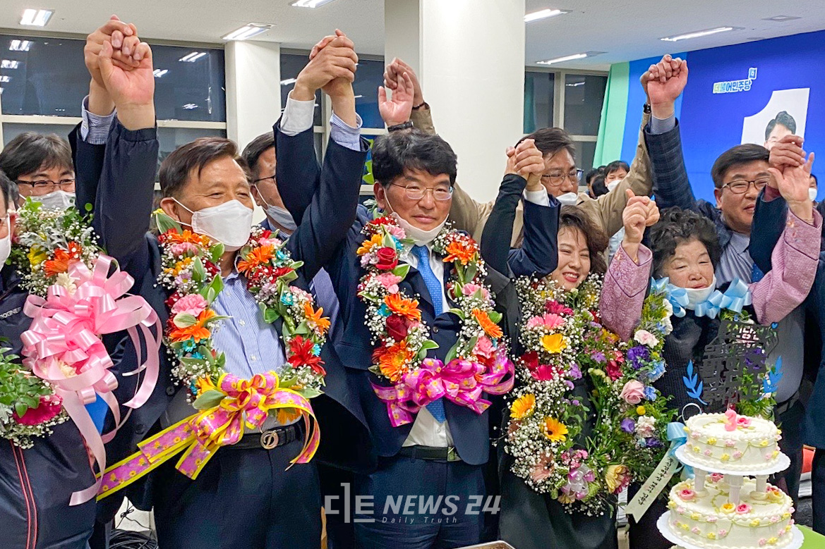 박완주(53) 더불어민주당 천안을 국회의원 후보의 당선이 확실시 되고 있다. 