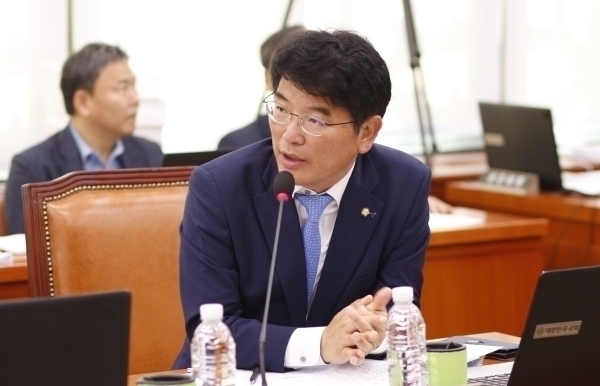 박완주 더불어민주당 의원. 자료사진.