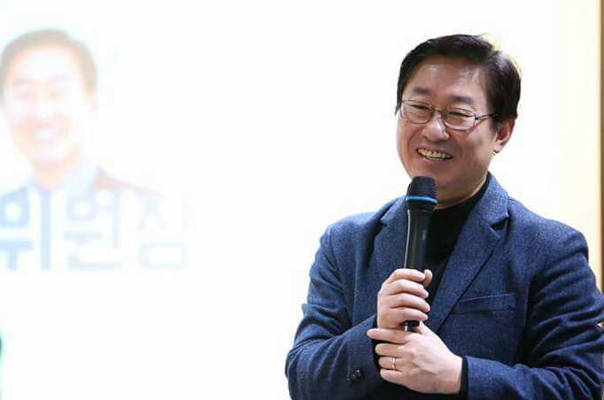 법무장관 후보로 거론되고 있는 더불어민주당 박범계 의원(대전 서구을). 자료사진.