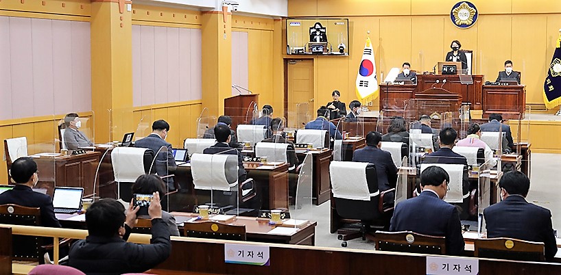 서산시의회가 15일 제2차 본회의를 열고 제258회 임시회 일정을 모두 마무리했다.