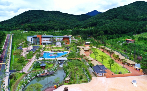 예산군 내포보부상촌 전경.