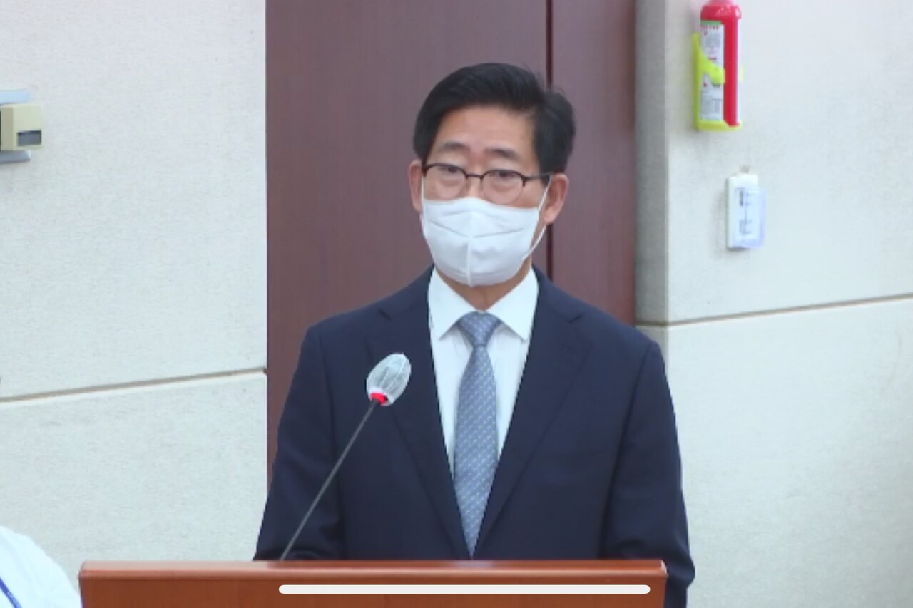 양승조 충남지사가 12일 열린 국회 행정안전위원회 충남도 국정감사에서 인사말과 업무보고를 하고 있다. 국회의사중계 갈무리.