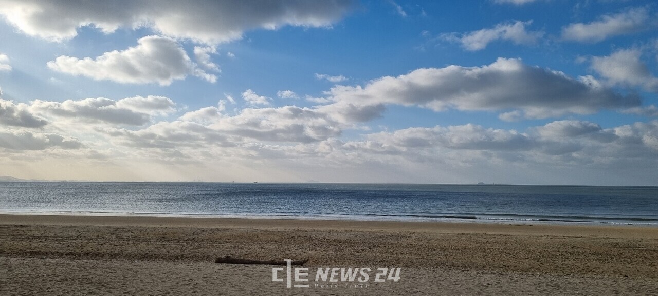 세종시에서 가장 가까운 거리에 있는 보령 앞바다 전경. 이희택 기자. 