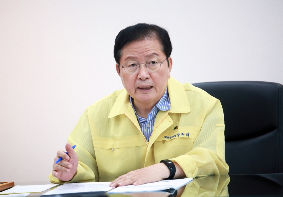 대전시장 출마를 위해 지난달 사퇴한 장종태 전 서구청장. 서구청 제공.