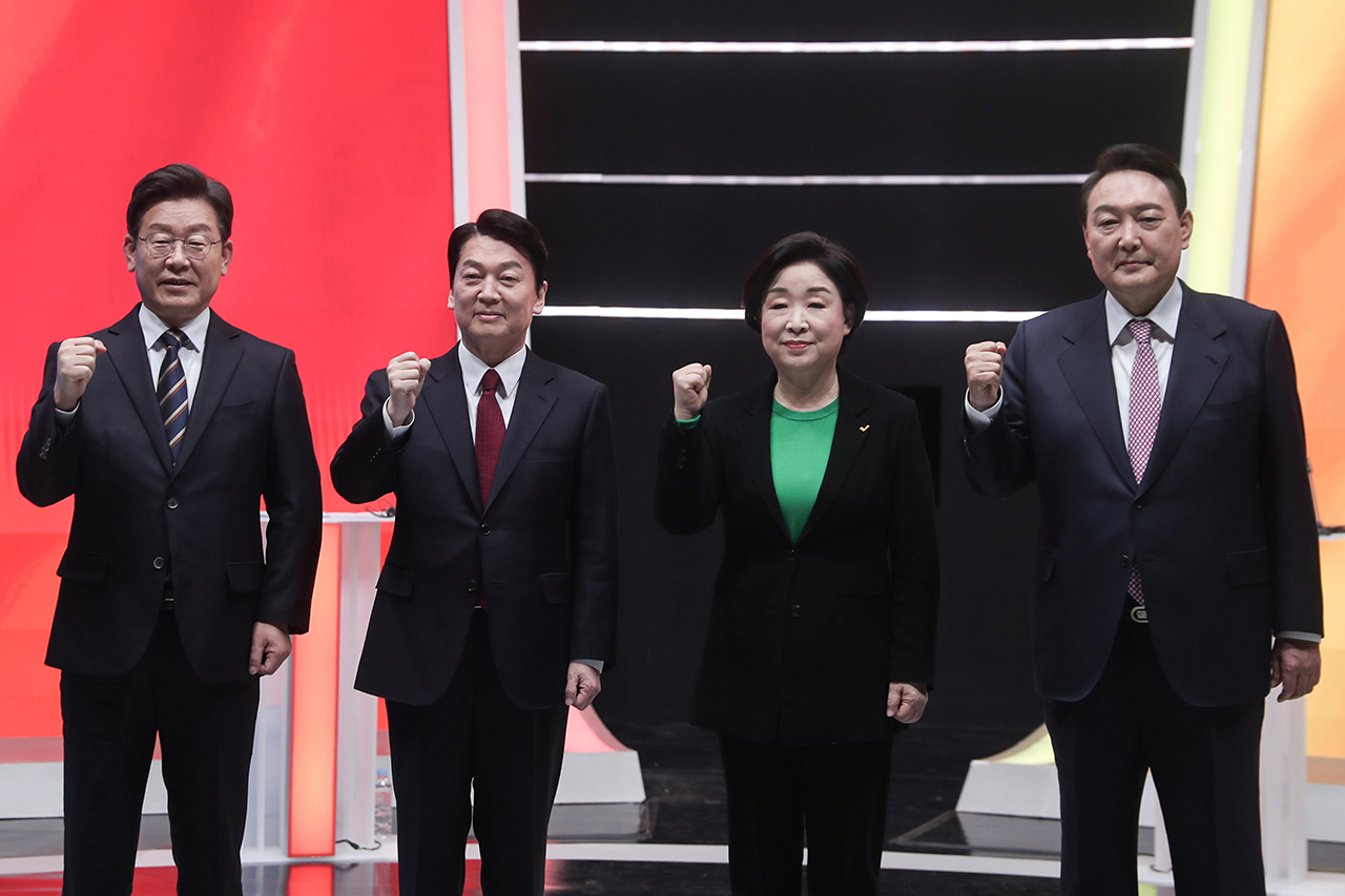 대선 후보 TV(방송)토론이 보름 앞으로 다가온 선거 승패를 가를 것이라는 전망이 나오고 있다. 자료사진.