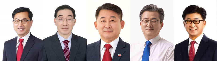 6·1 지방선거 대전 5개 구청장 당선인들. 왼쪽부터 동구 박희조 국민의힘 후보, 중구 김광신 국민의힘 후보, 서구 서철모 국민의힘 후보, 유성구 정용래 더불어민주당 후보, 대덕구 최충규 국민의힘 후보. 자료사진.