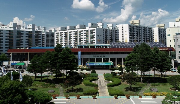 논산시청 전경.