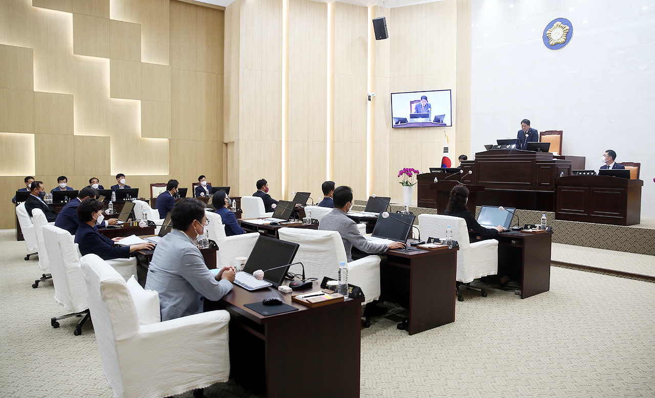 예산군의회는 이날부터 오는 30일까지 행정사무감사 등 15일간의 일정에 들어간다. 예산군의회 제공.