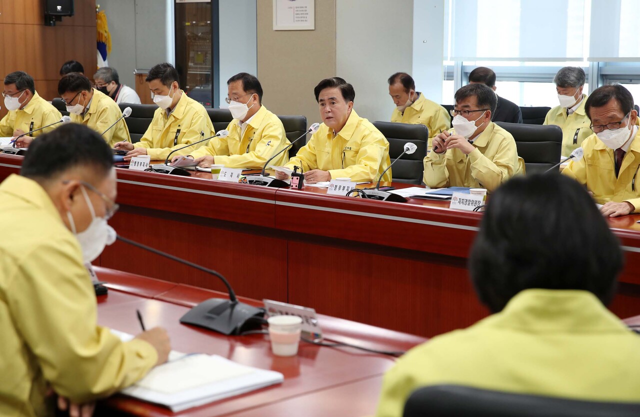 김태흠 충남지사가 지난 1일 실국원장회의에서 충남 지방외교와 관련한 발언을 하고 있다. 충남도 제공.