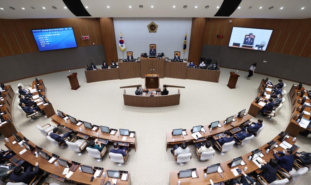 충남도의회 본회의장 전경. 자료사진.