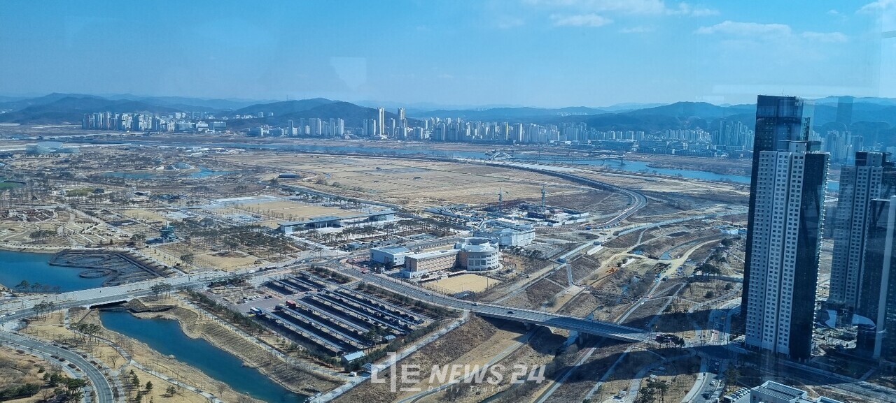 중앙녹지공간을 중심으로 한 S-1생활권은 국회 세종의사당과 대통령 집무실 기능 등으로 새로운 변화를 예고하고 있다. 자료사진.