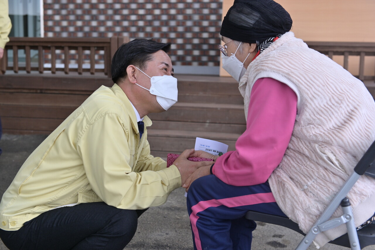 민선7기에는 코로나19로 전 세계가 위기를 맞았고 민선8기에 들어서는 전국적인 집중호우로 부여군의 막심한 피해가 있었다. 어려운 여건 속에서도 정치력을 십분 발휘하며 민생안전을 최우선으로 삼는 박정현 군수의 리더십이 주목받고 있다. 부여군 제공. 