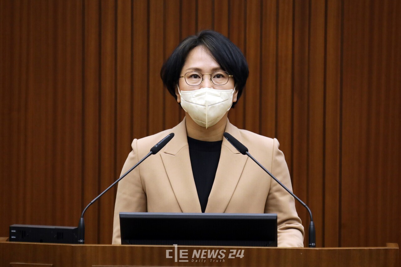 이날 5분 발언에 나선 박란희 시의원. 시의회 제공. 