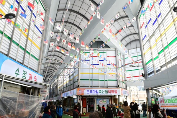 대전 중구, 부사전통시장 아케이드 및 갤러리창 준공