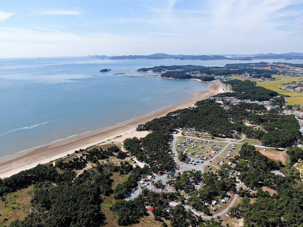 몽산포 해수욕장 인근 캠핑장. 태안군 제공.
