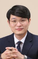 송문기 변호사.