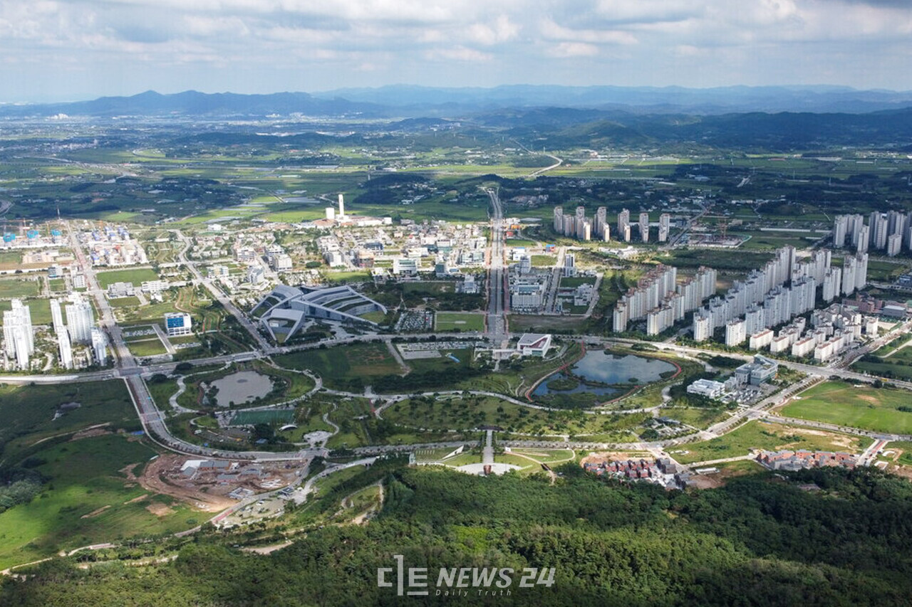 하늘에서 내려다 본 충남혁신도시. 자료사진.