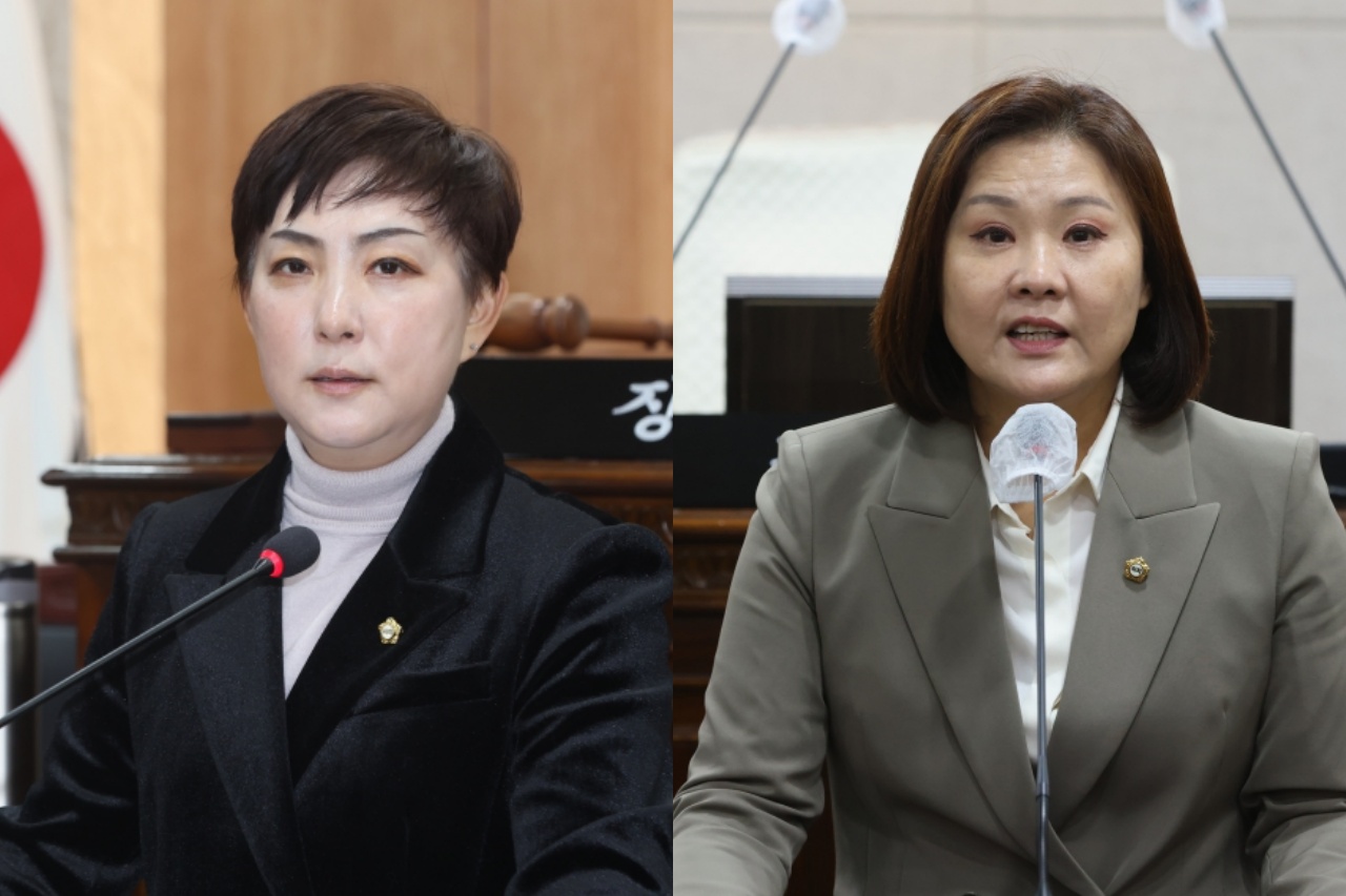 이은미 홍성군의회 의원(왼쪽)과 최선경 의원. 자료사진.