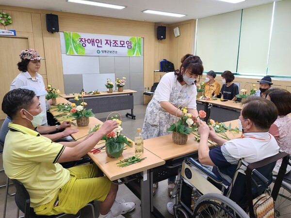 지역사회복지 실천모델의 목적과 역할은?