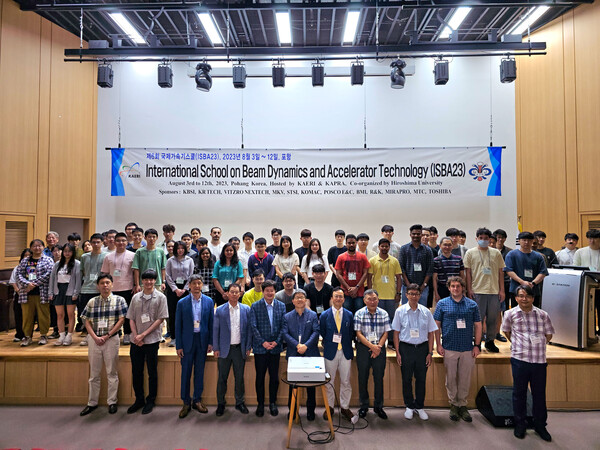 한국원자력연구원은 한국가속기및플라즈마연구협회와 함께 아시아 지역 70여 명의 학생들과 20여 명의 강사들이 참여한 국제가속기스쿨(ISBA)을 8월 3~12일 포항가속기연구소에서 개최한다.