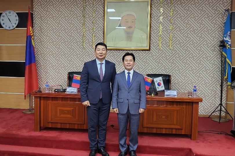 부여군과 몽골 바양주르흐구도는 농촌 인력 수급을 위한 MOU를 체결했다.  농업 분야 국제협력 강화와 농업근로자 교류를 약속했다. 