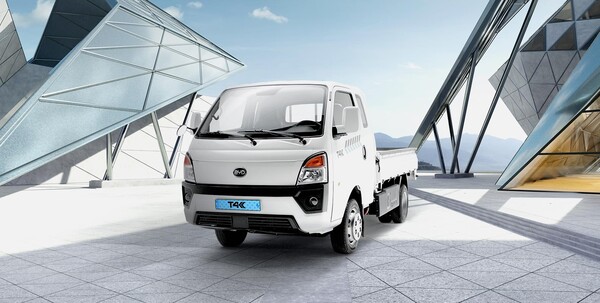 한국타이어가 신차용 타이어를 공급하는 BYD 전기 트럭 T4K.