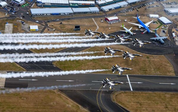 지난해에 이어 올해도 공군 블랙이글스의 공연이 예정돼 있다.