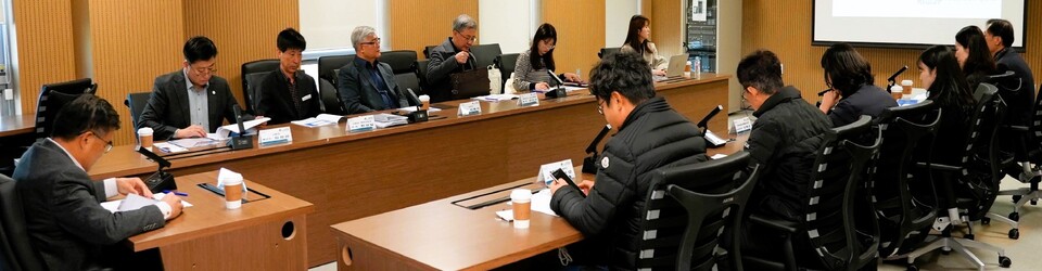 서천군이 28일일 청사에서 ‘블루카본 실증지원센터 기본계획 수립 및 타당성 조사 용역’ 최종 보고회를 열었다. 서천군 제공.