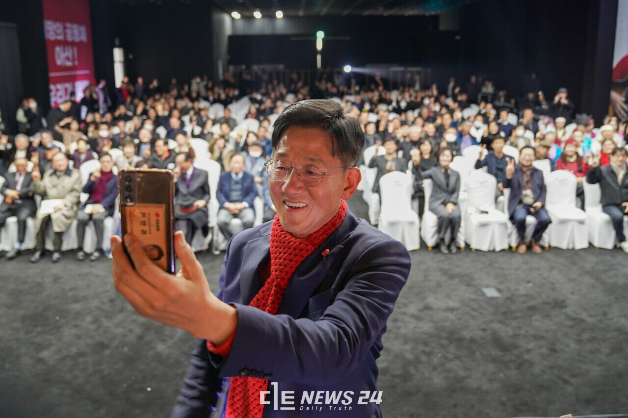 전만권 국민의힘 아산을 당협위원장이 22대 국회의원 총선거(총선) 아산을 출마를 선언했다. 자료사진.