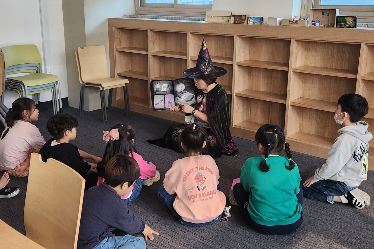 대전학생교육문화원이 진행하는 '어린이 영어독서 프로그램'이 눈길을 끌고 있다. 대전시교육청 제공. 