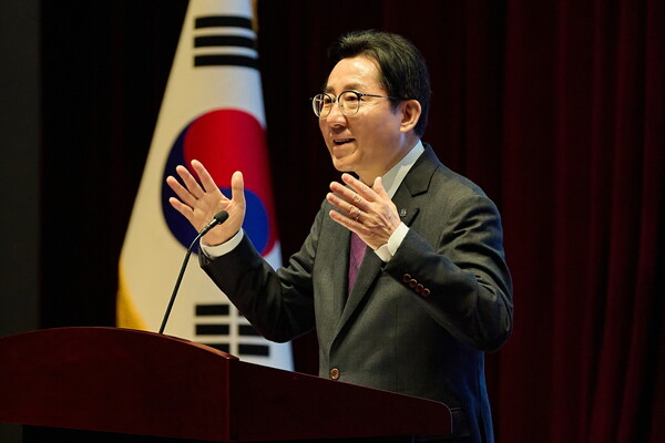 박경귀 아산시장은 5일 "지난 2월 출범한 제2기 참여자치위원회(이하 참여자치위)를 더욱 내실 있게 운영해달라”고 강조했다.