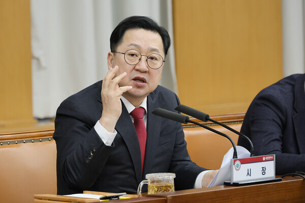 이장우 대전시장이 2월 전국 광역자치단체장 평가에서 정당지표 상대지수 1위에 올랐다. 